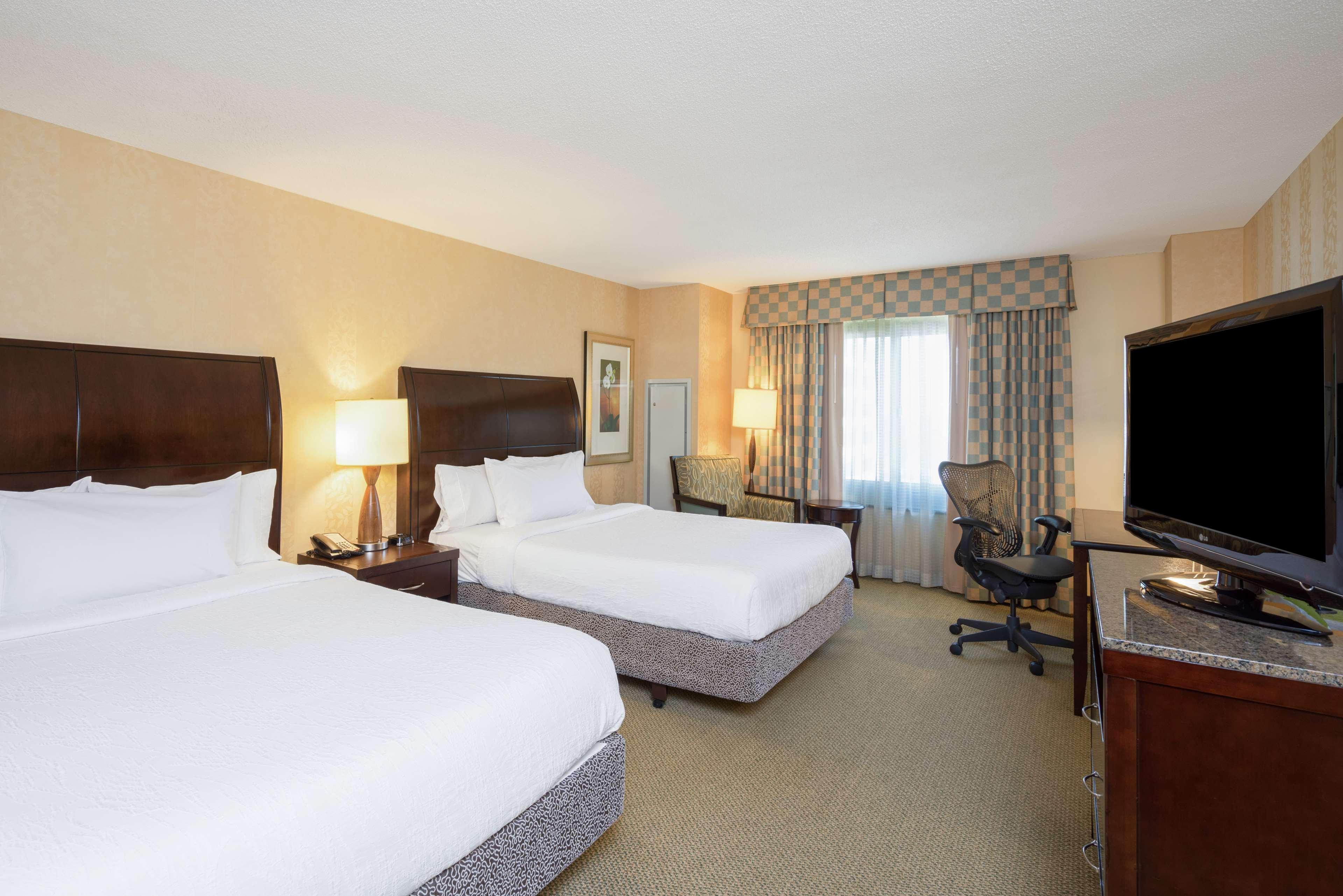 Hilton Garden Inn Bethesda Downtown Esterno foto