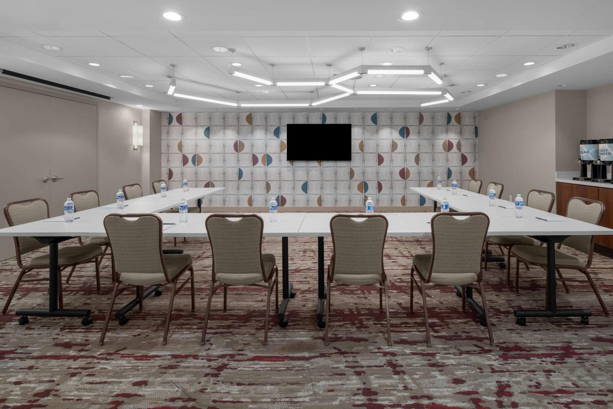 Hilton Garden Inn Bethesda Downtown Esterno foto
