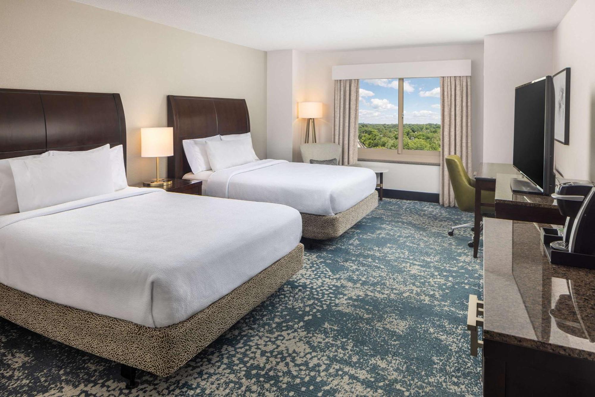 Hilton Garden Inn Bethesda Downtown Esterno foto