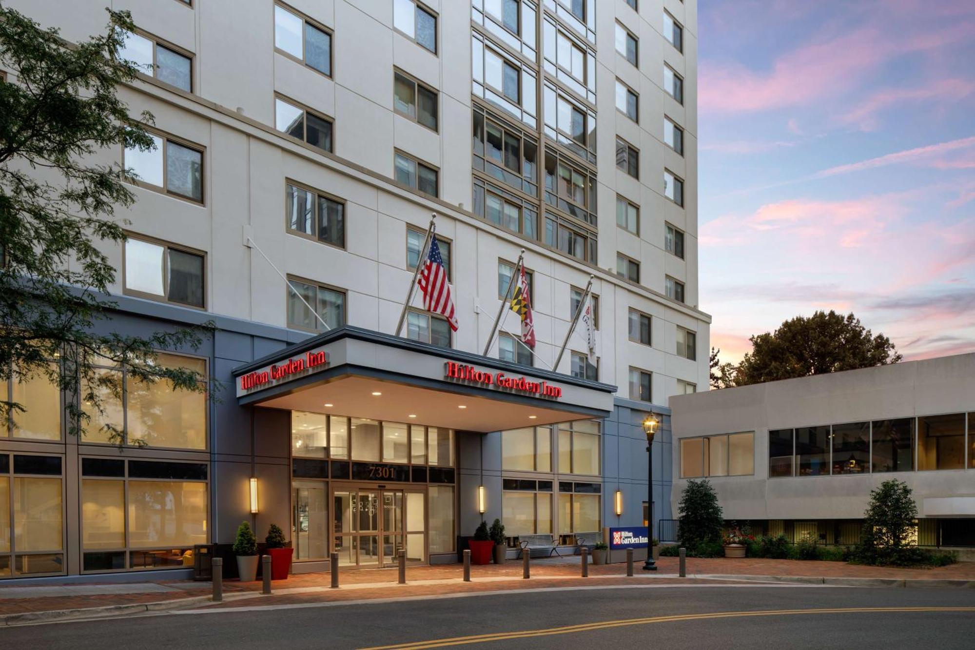 Hilton Garden Inn Bethesda Downtown Esterno foto